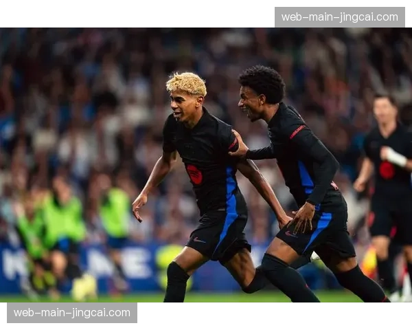 亚马尔西甲百场里程碑传射建功，巴萨德比大胜西班牙人